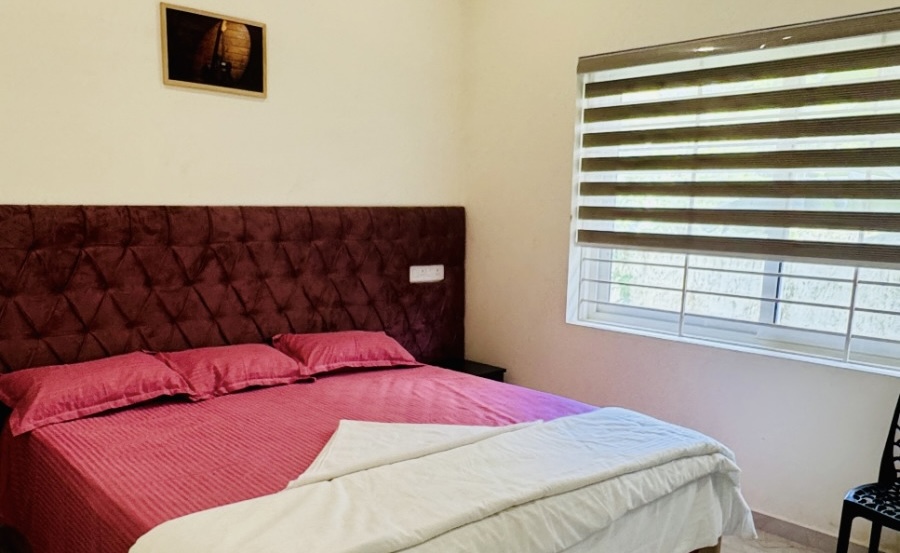 Family Room R3